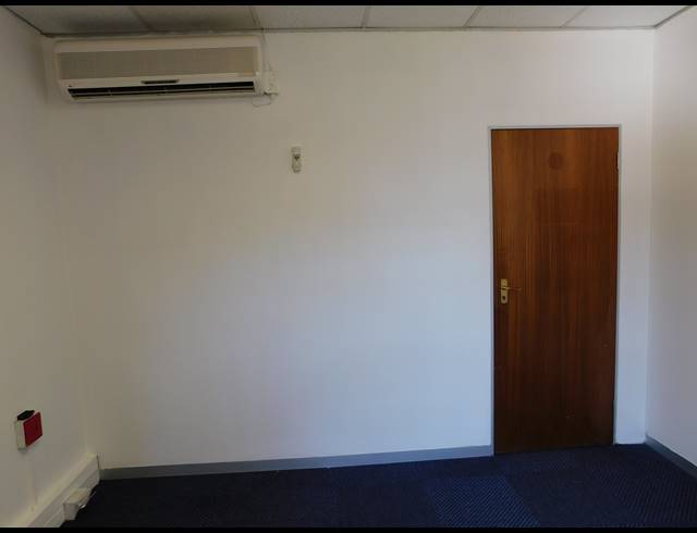287M² OFFICE FOR SALE IN FERNDALE